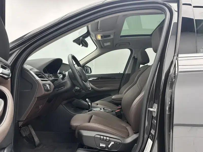 BMW X1 2022 sDrive20Li Fashion Edition — миниатюра 14