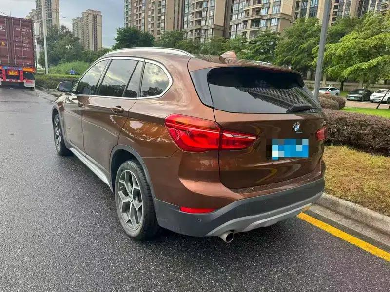 BMW X1 2016 sDrive18Li Luxury — миниатюра 4
