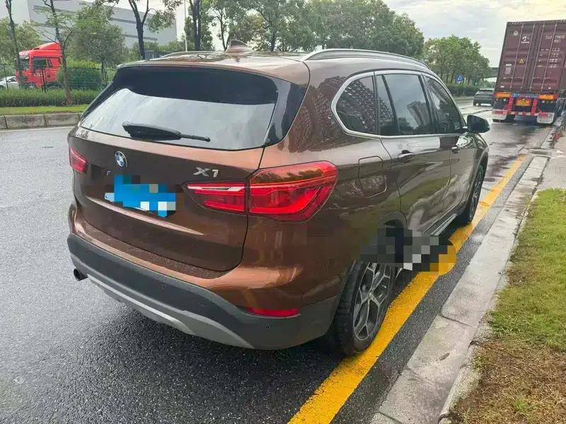 BMW X1 2016 sDrive18Li Luxury — миниатюра 6