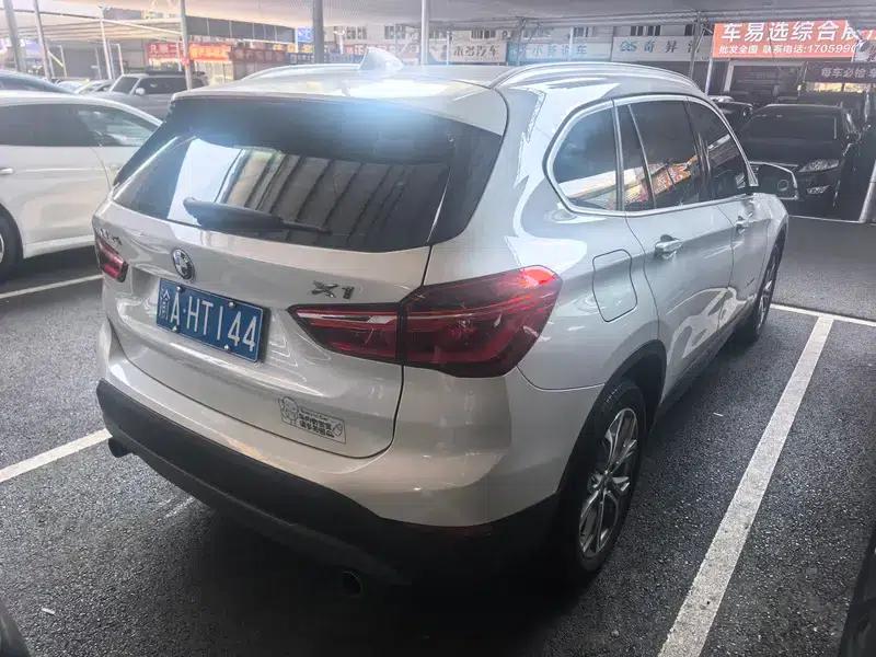BMW X1 2018 sDrive20Li Leading Edition — миниатюра 5