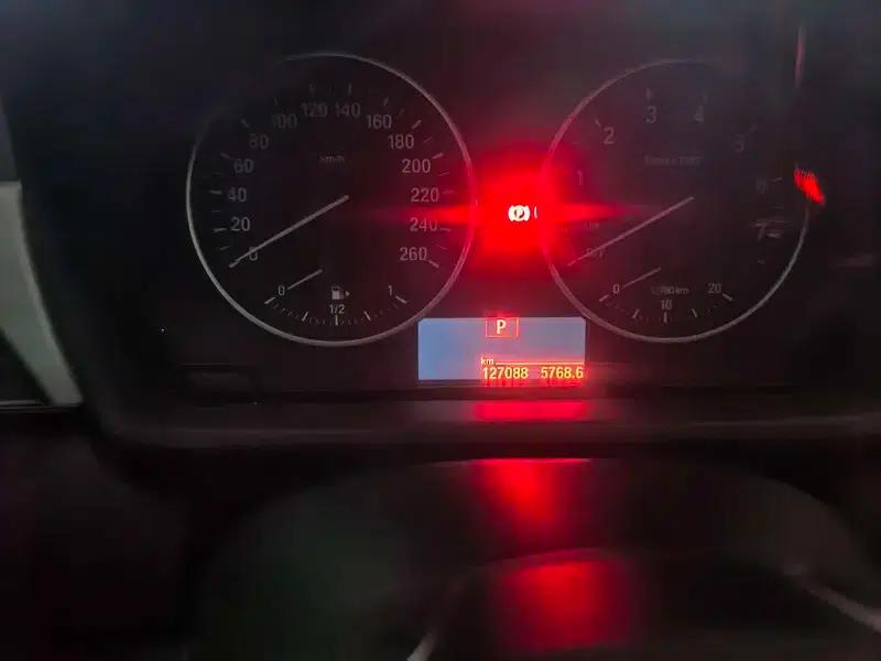 BMW X1 2018 sDrive20Li Leading Edition — миниатюра 7