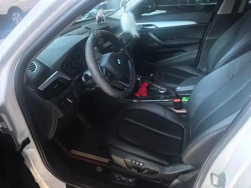 BMW X1 2018 sDrive20Li Leading Edition — миниатюра 9