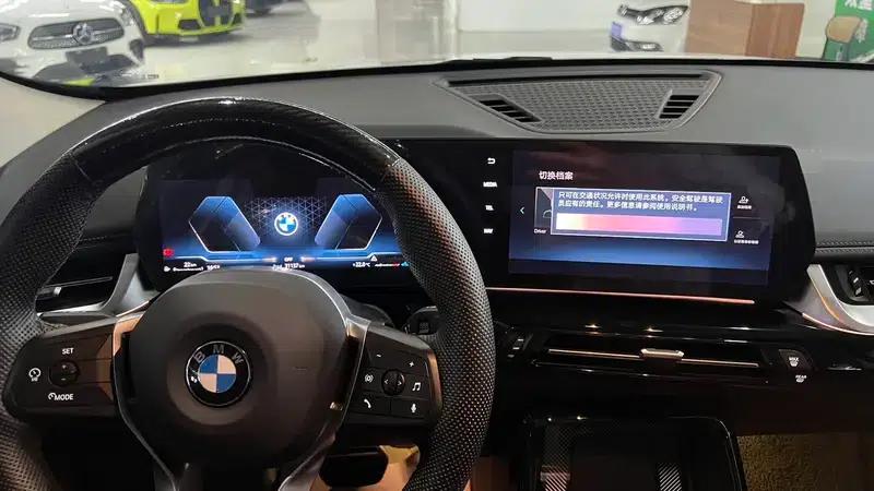 2023 BMW X1 sDrive25Li X Design Package — миниатюра 17