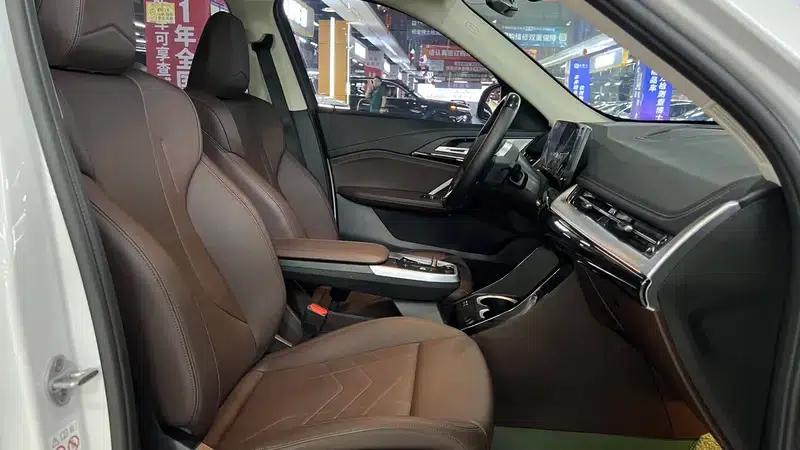 2023 BMW X1 sDrive25Li X Design Package — миниатюра 18