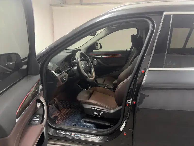 BMW X1 2021 xDrive25Li Premium — миниатюра 17