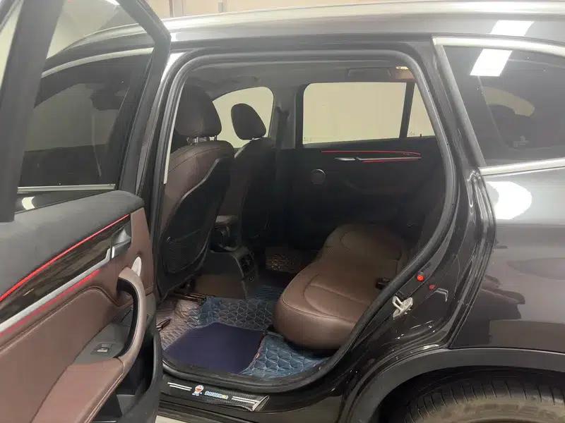 BMW X1 2021 xDrive25Li Premium — миниатюра 18