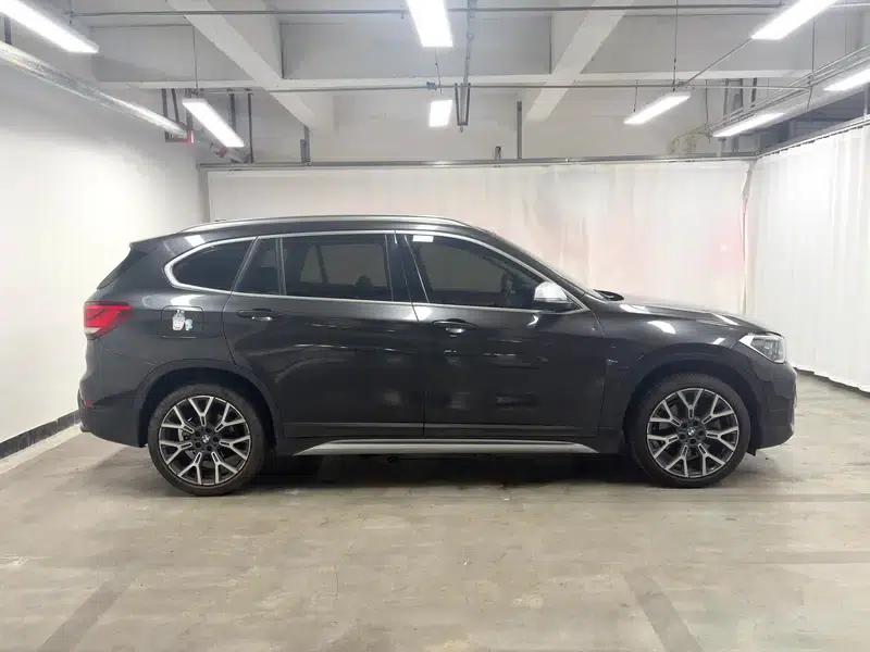 BMW X1 2021 xDrive25Li Premium — миниатюра 8