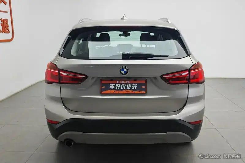 BMW X1 2018 sDrive18Li Fashion Edition — миниатюра 3