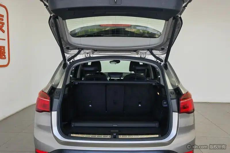 BMW X1 2018 sDrive18Li Fashion Edition — миниатюра 24