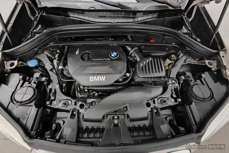 BMW X1 2018 sDrive18Li Fashion Edition — миниатюра 5