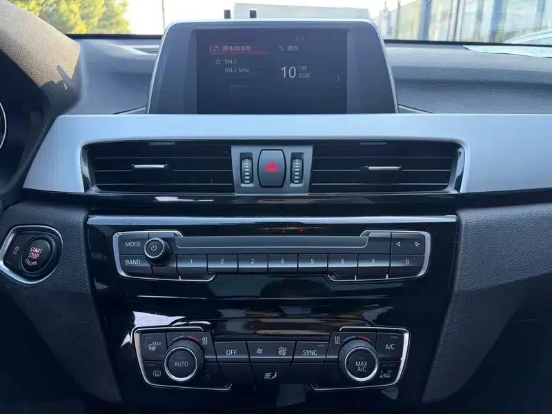 BMW X1 2019 sDrive20Li Leading Edition — миниатюра 11