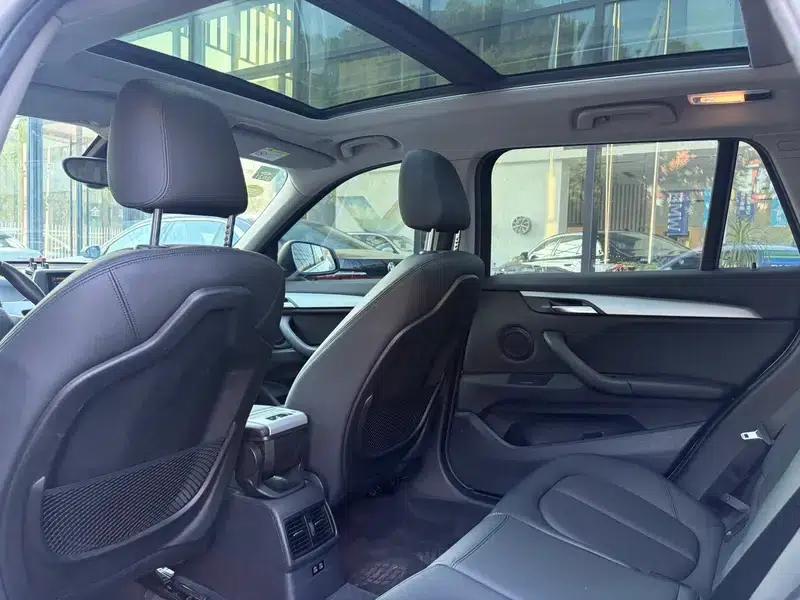 BMW X1 2019 sDrive20Li Leading Edition — миниатюра 16