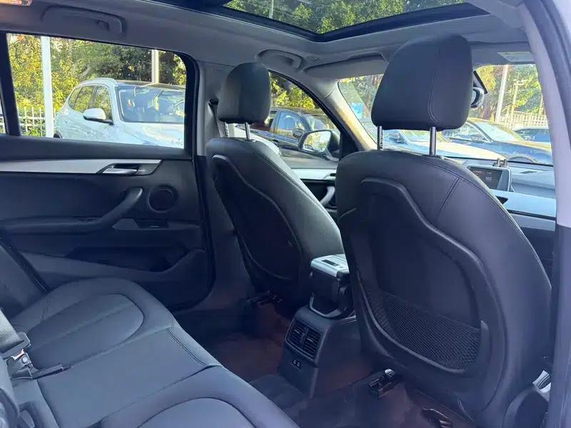 BMW X1 2019 sDrive20Li Leading Edition — миниатюра 17