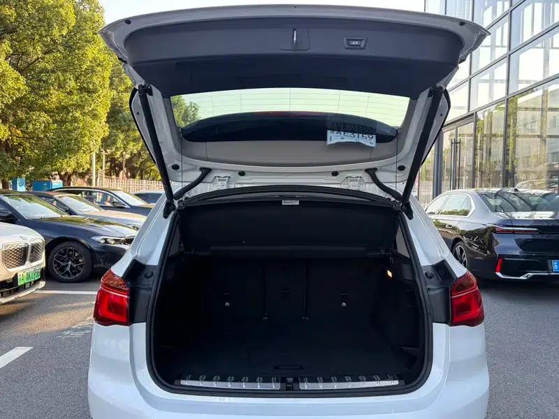 BMW X1 2019 sDrive20Li Leading Edition — миниатюра 19