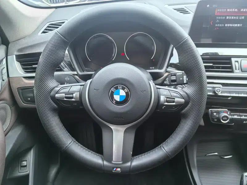 BMW X1 2022 sDrive25Li Leading Edition — миниатюра 11