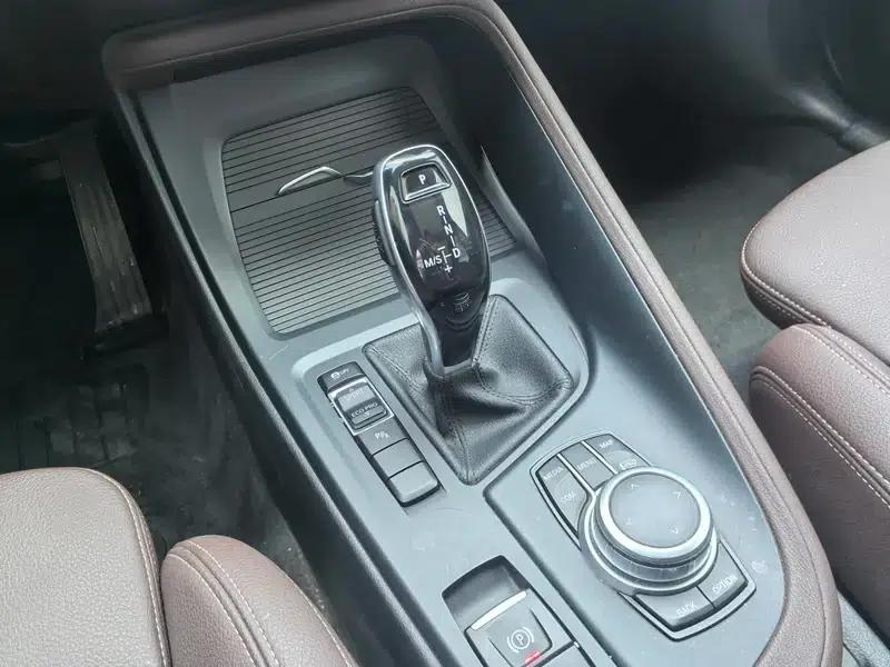BMW X1 2022 sDrive25Li Leading Edition — миниатюра 12