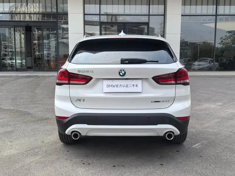 BMW X1 2022 sDrive25Li Leading Edition — миниатюра 4