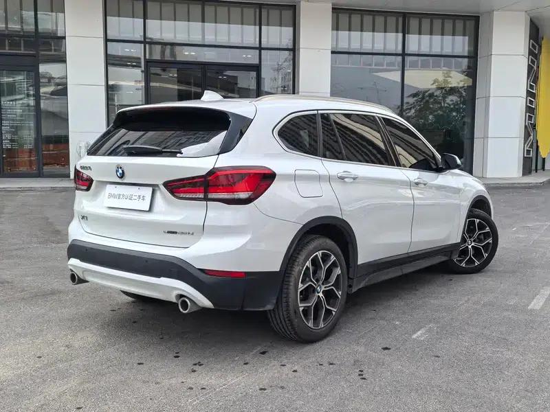 BMW X1 2022 sDrive25Li Leading Edition — миниатюра 5