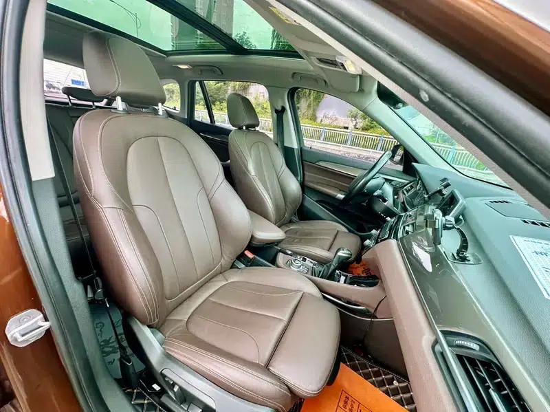 BMW X1 2016 sDrive20Li Luxury — миниатюра 14
