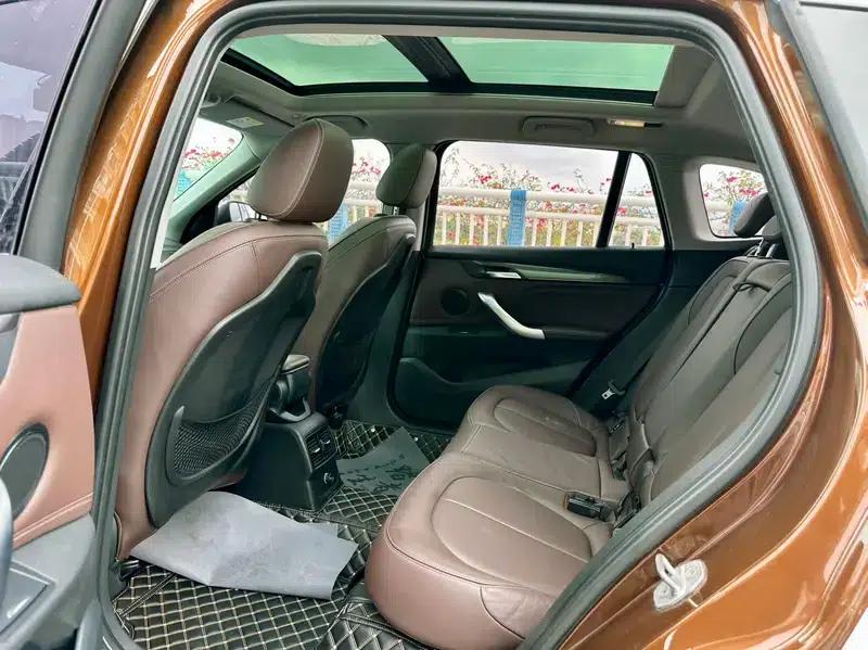 BMW X1 2016 sDrive20Li Luxury — миниатюра 15