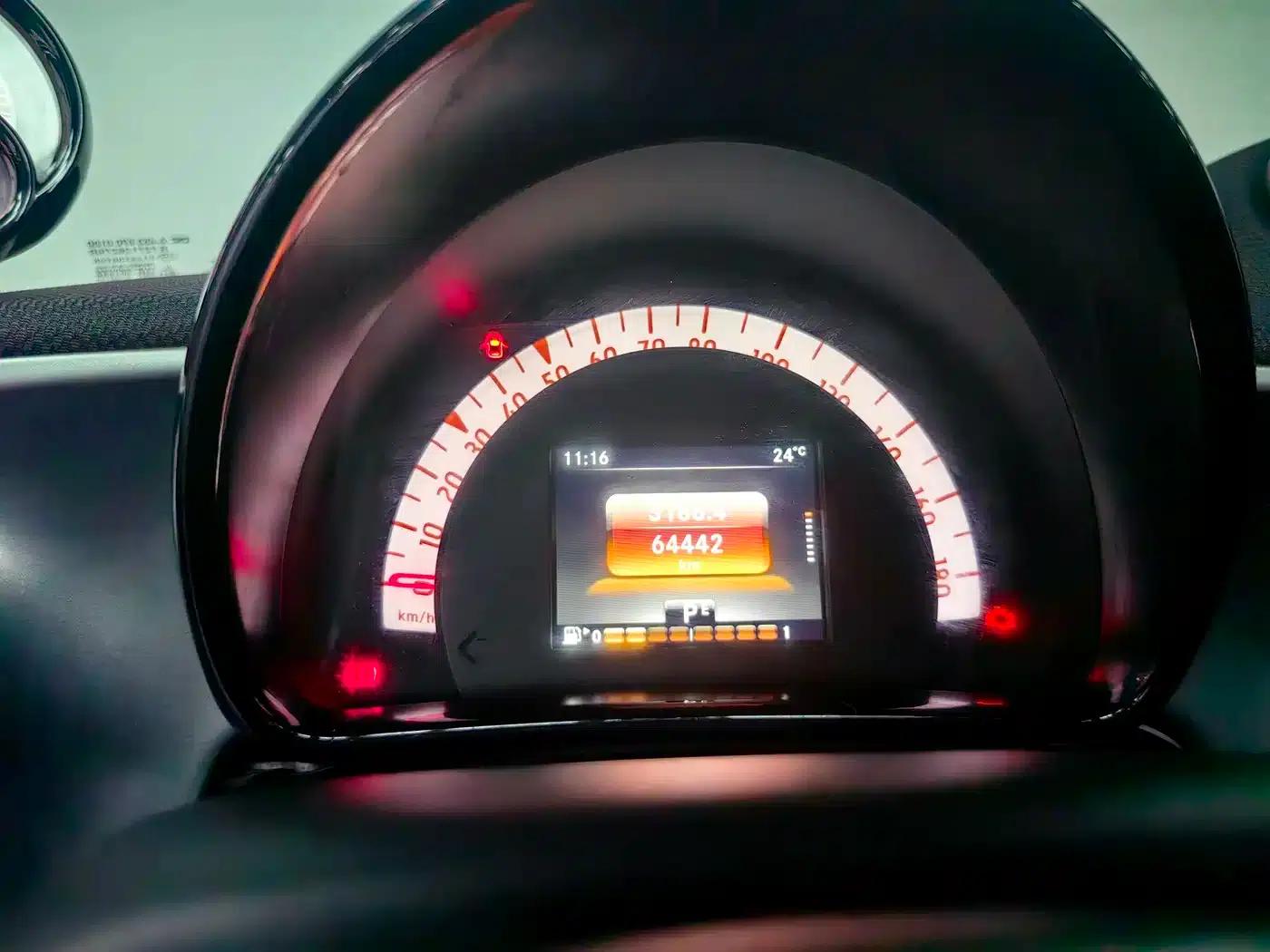 2016 Smart Forfour 0.9T 66kW Pioneer Edition — миниатюра 16