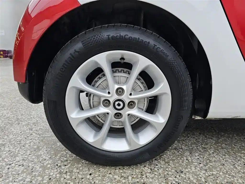 2018 Smart Forfour 1.0L 52kW Dynamic Edition — миниатюра 14
