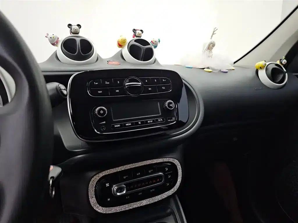 2018 Smart Forfour 1.0L 52kW Dynamic Edition — миниатюра 8