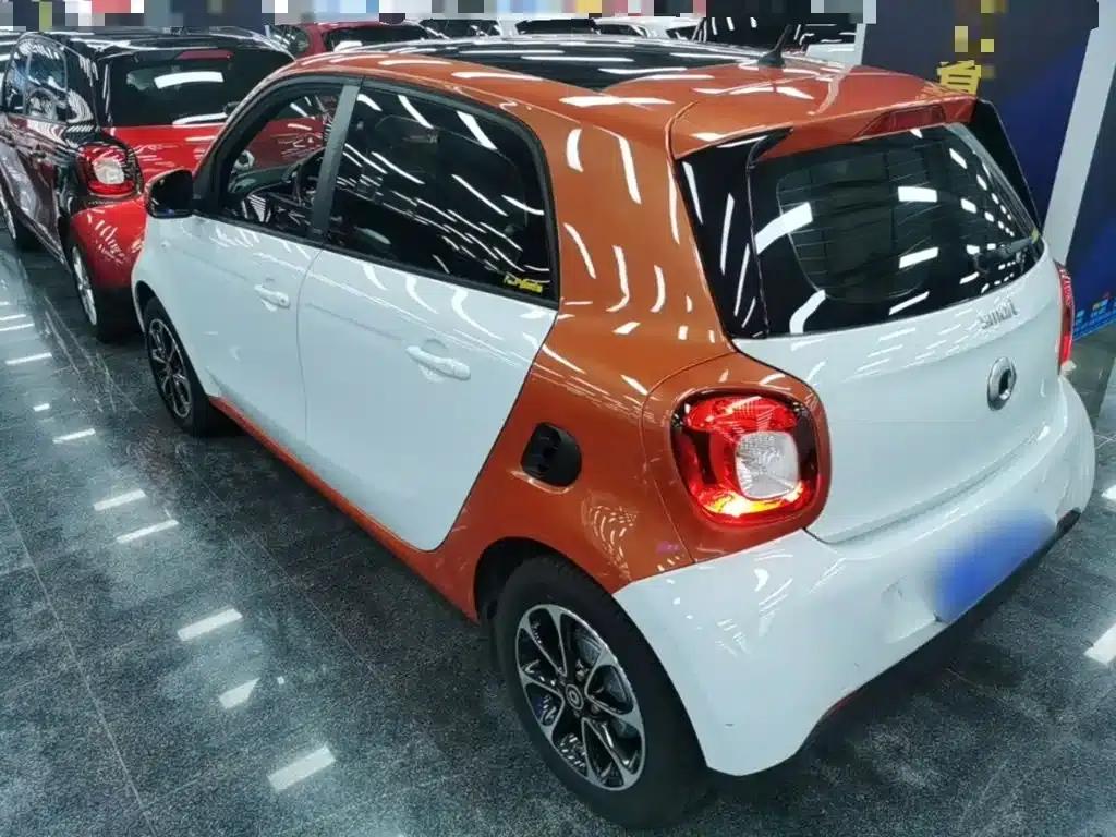 2016 Smart Forfour 1.0L 52kW Passion Edition — миниатюра 5