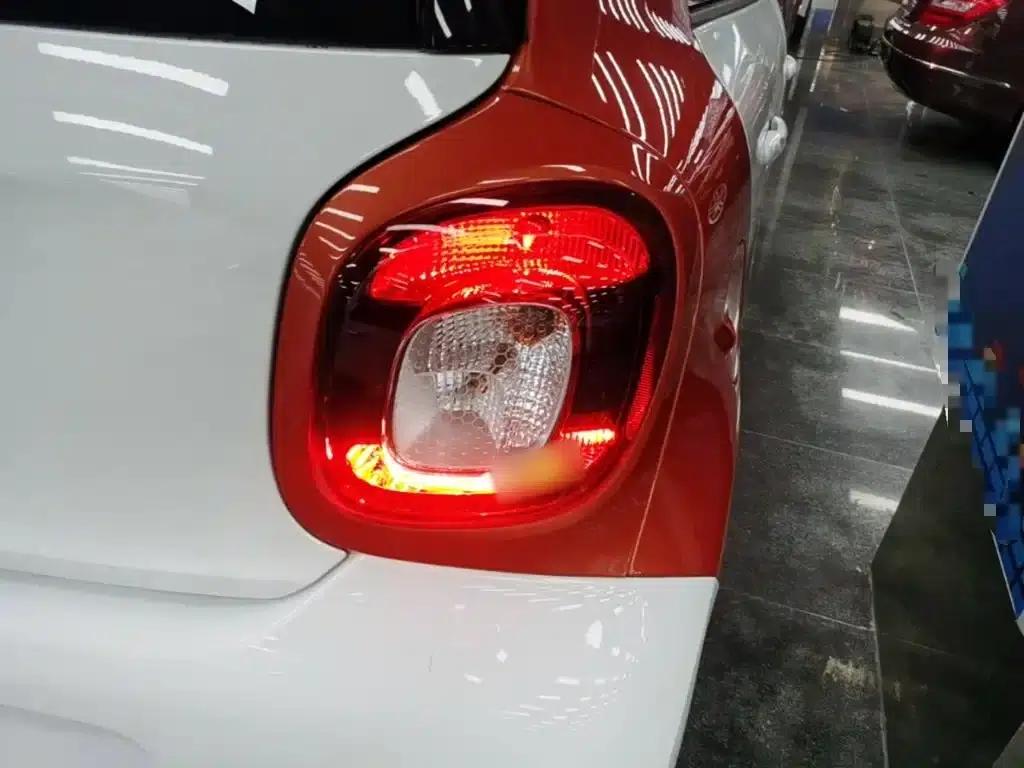 2016 Smart Forfour 1.0L 52kW Passion Edition — миниатюра 8