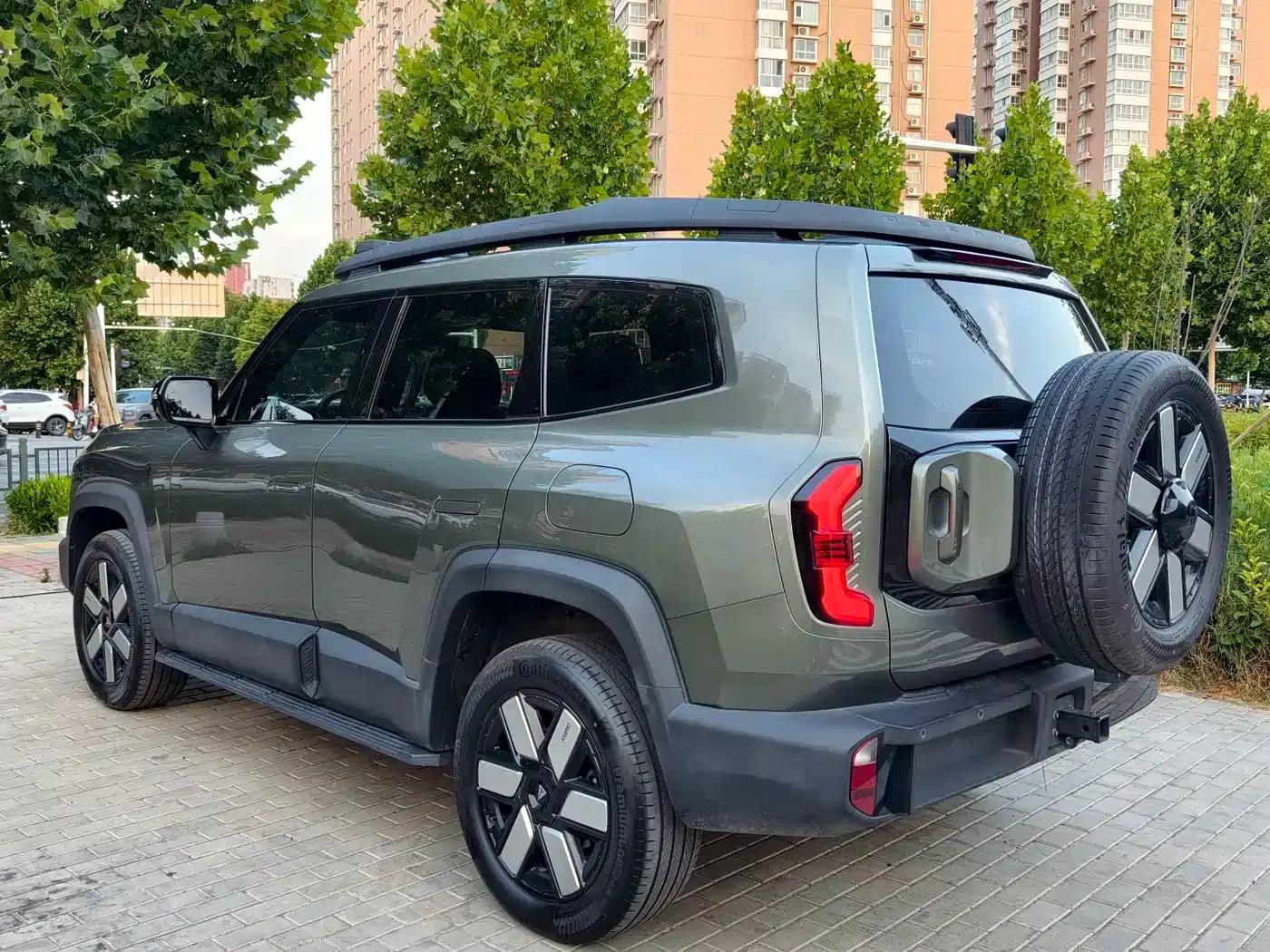 Dark Blue G318 2024 Model, 4WD Air Suspension Version — миниатюра 6
