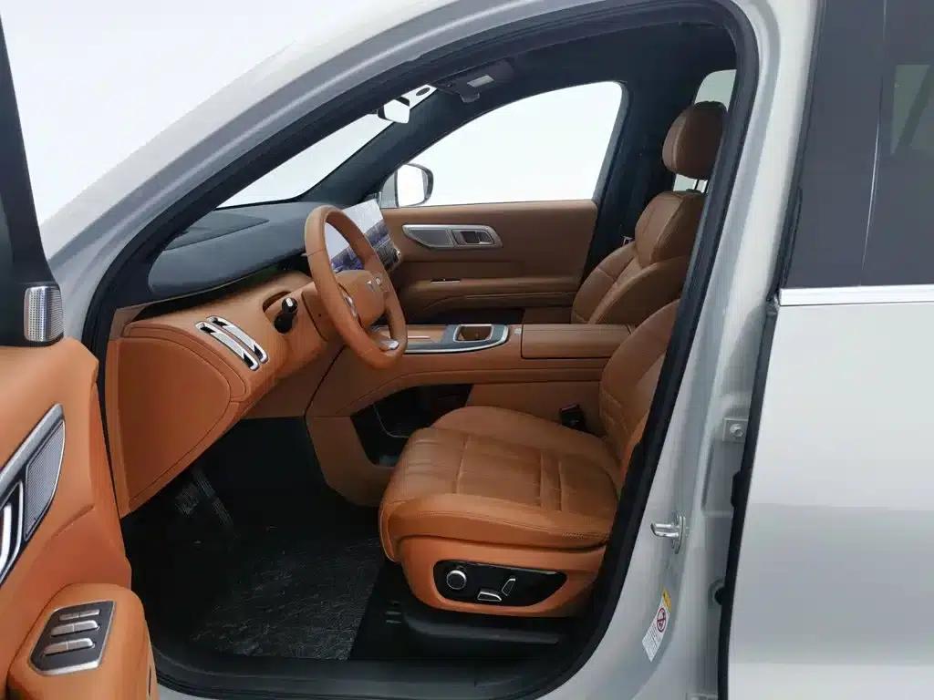 Deep Blue S09 2025 Model, 4WD Ultra+ Premium Edition — миниатюра 10