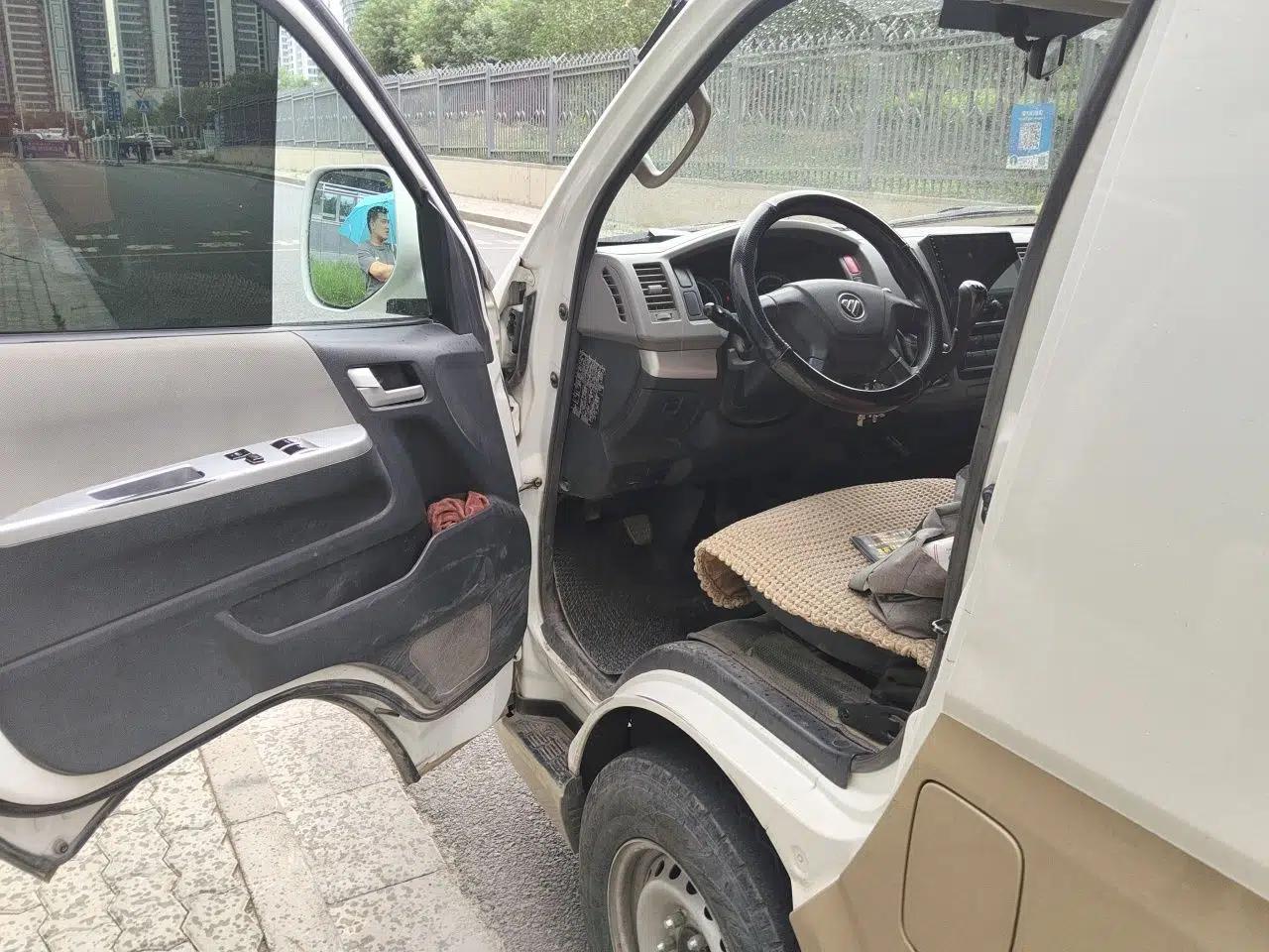 Foton Scenic G7 2021 2.0T Diesel Commercial Version Long Wheelbase High Roof 5-Seater Van D20TCIF1 — миниатюра 16