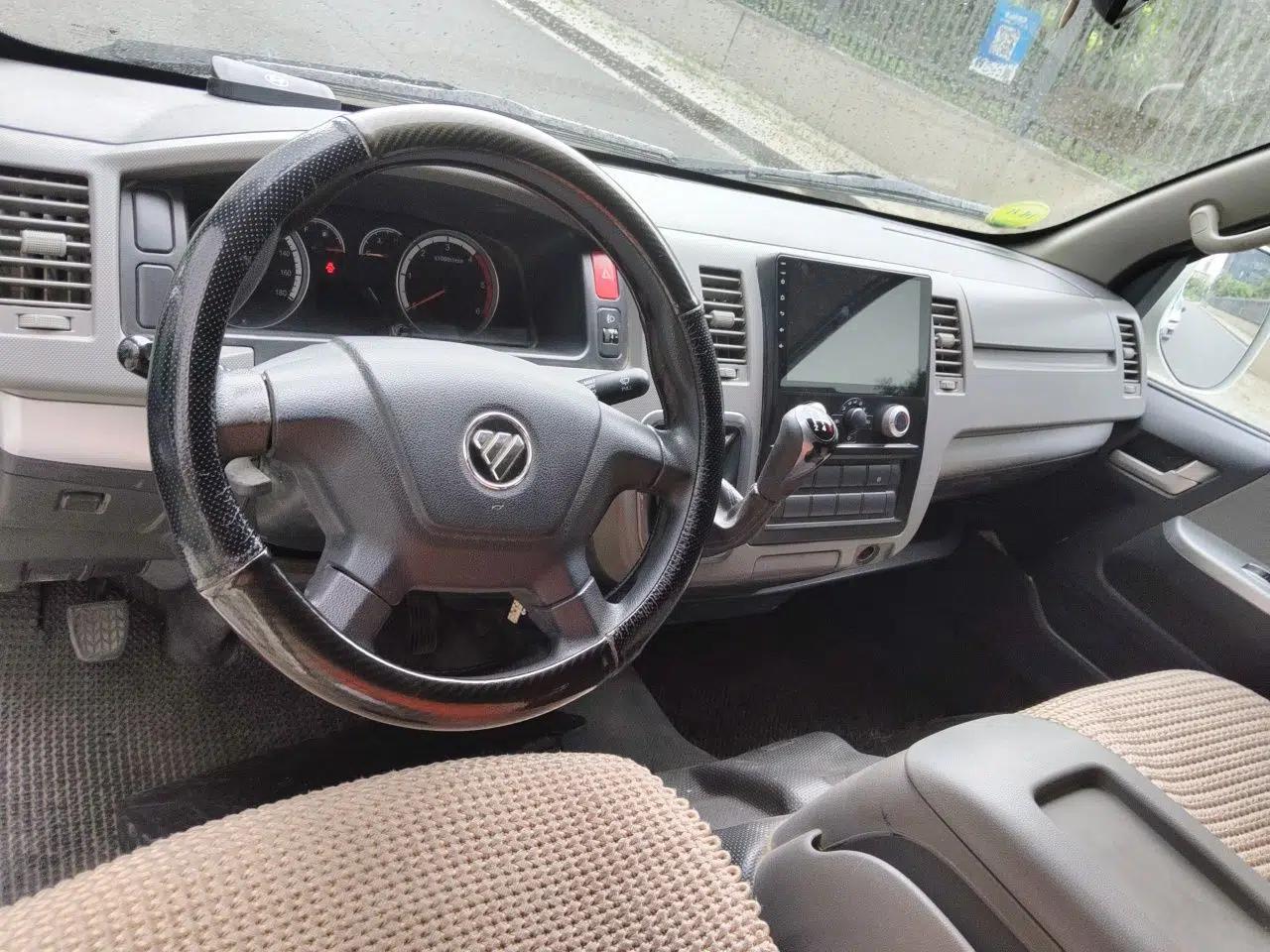 Foton Scenic G7 2021 2.0T Diesel Commercial Version Long Wheelbase High Roof 5-Seater Van D20TCIF1 — миниатюра 9