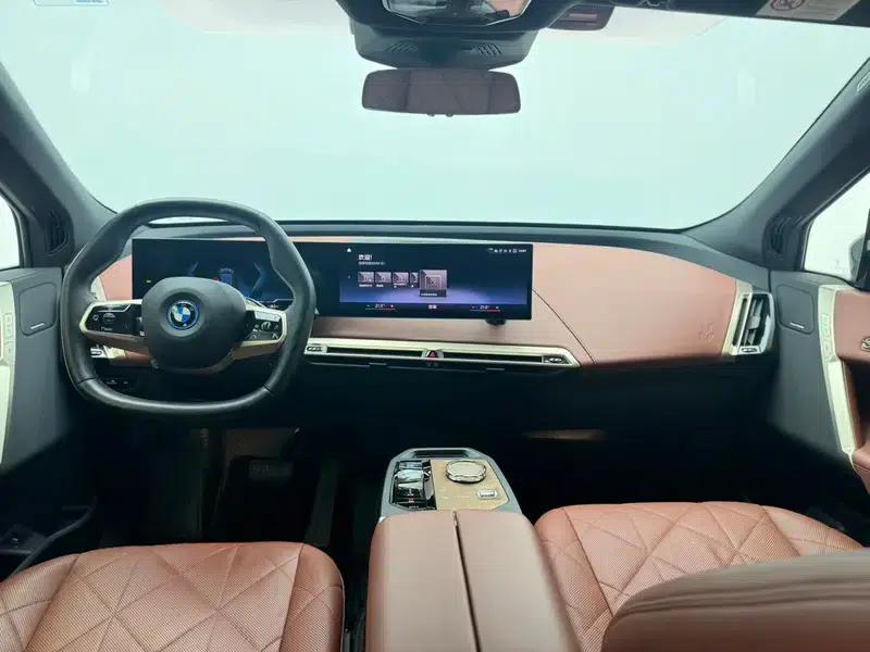 BMW iX 2022 xDrive40 — миниатюра 12
