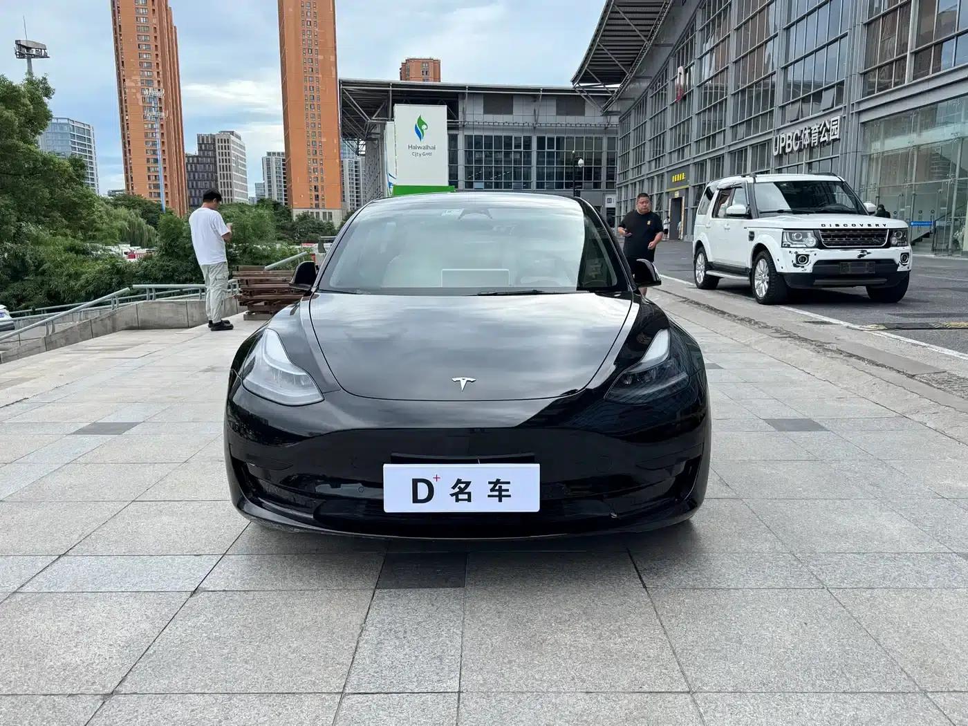 Model 3 2022 Rear-Wheel Drive — миниатюра 2