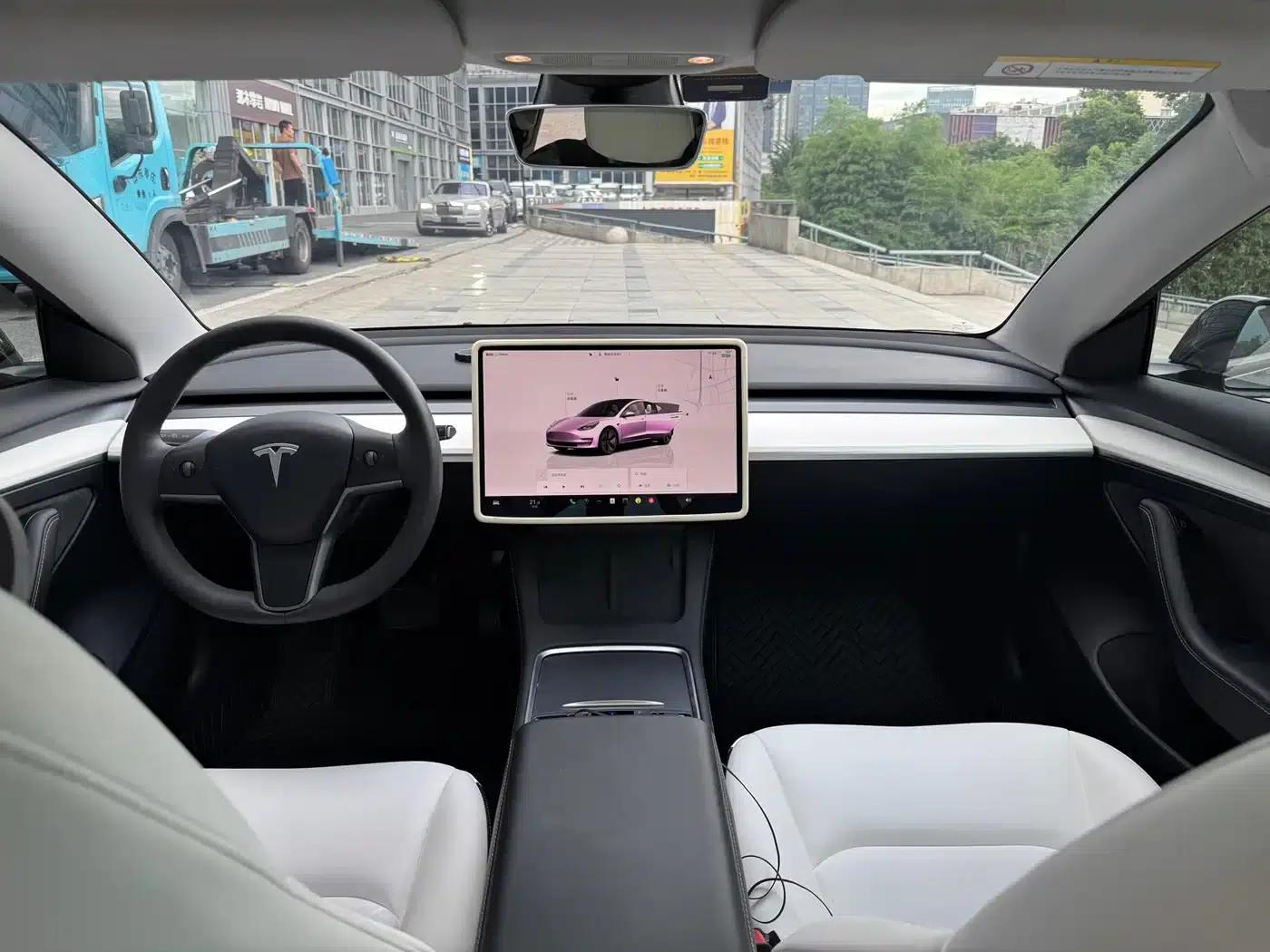 Model 3 2022 Rear-Wheel Drive — миниатюра 14