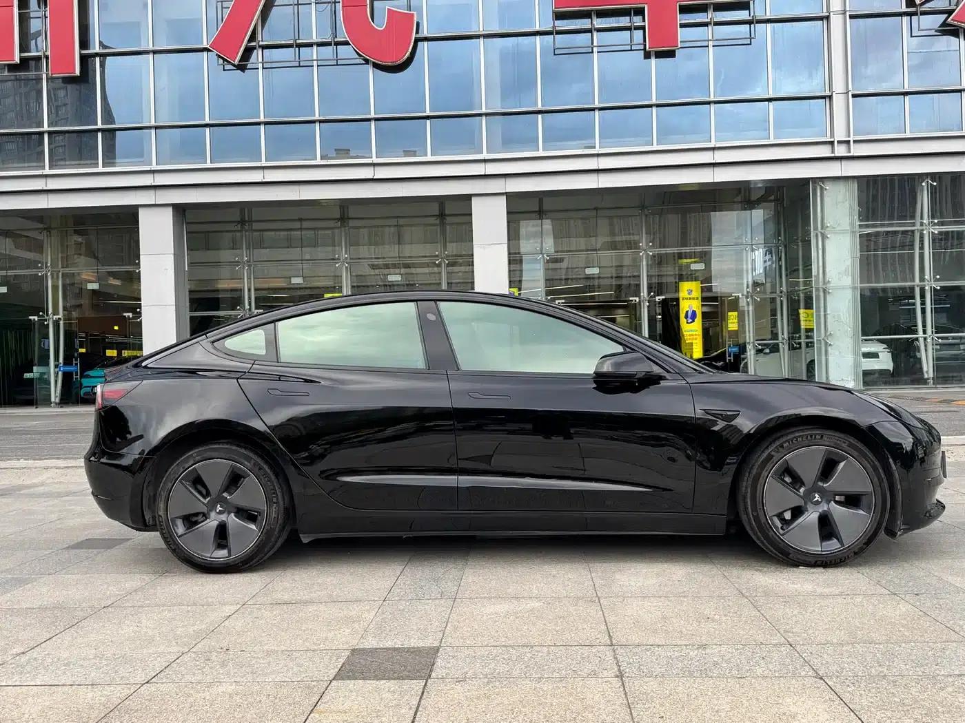 Model 3 2022 Rear-Wheel Drive — миниатюра 7