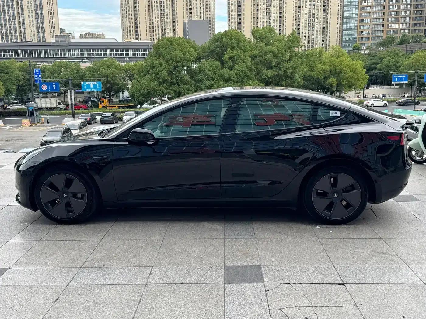Model 3 2022 Rear-Wheel Drive — миниатюра 9