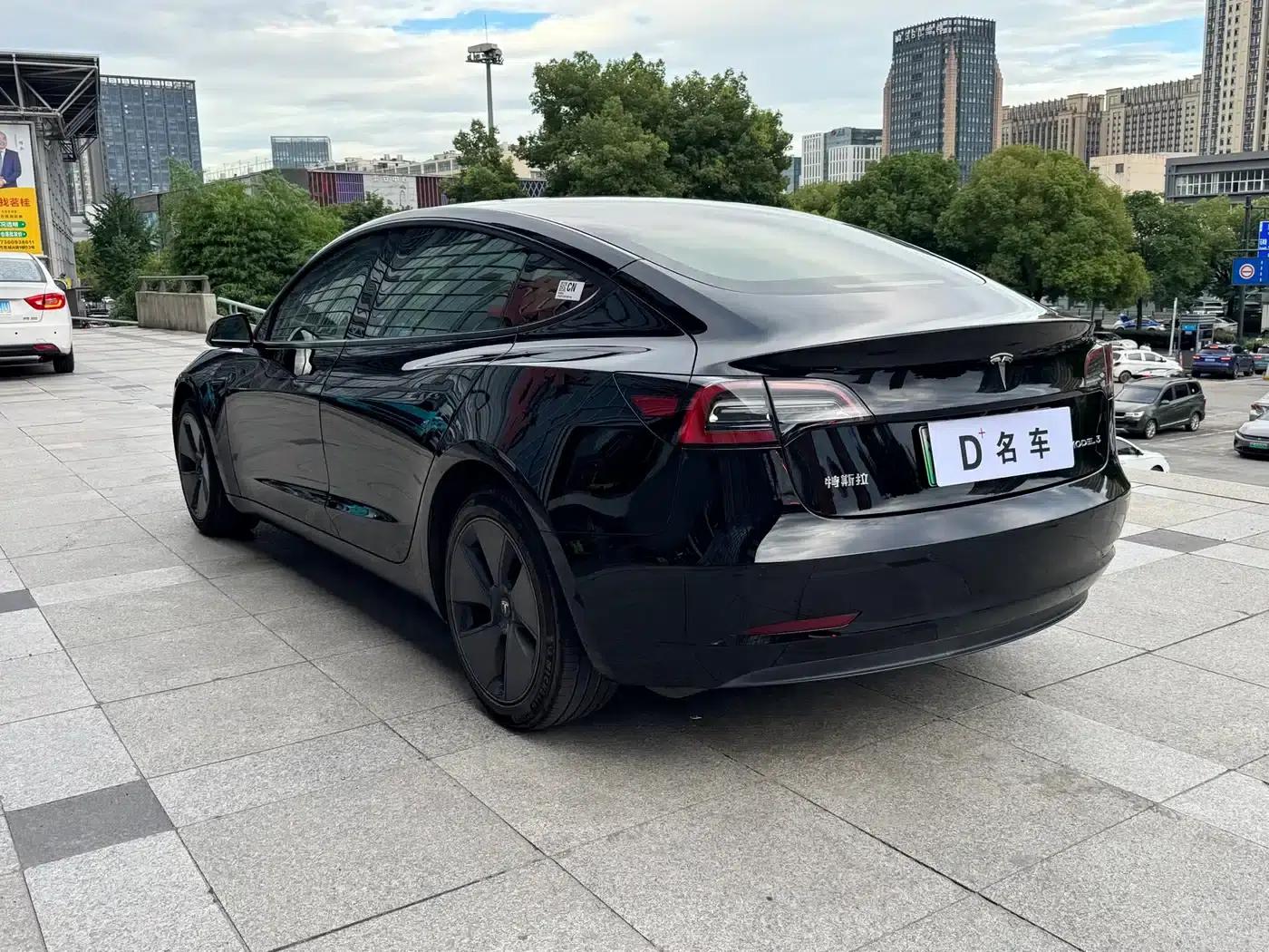 Model 3 2022 Rear-Wheel Drive — миниатюра 10