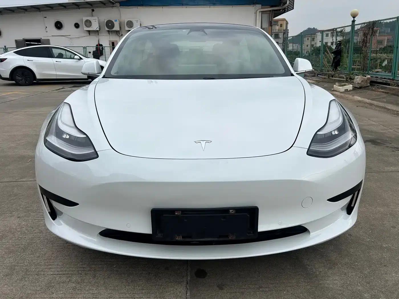Model 3 2019 Standard Range Rear-Wheel Drive Upgrade — миниатюра 2
