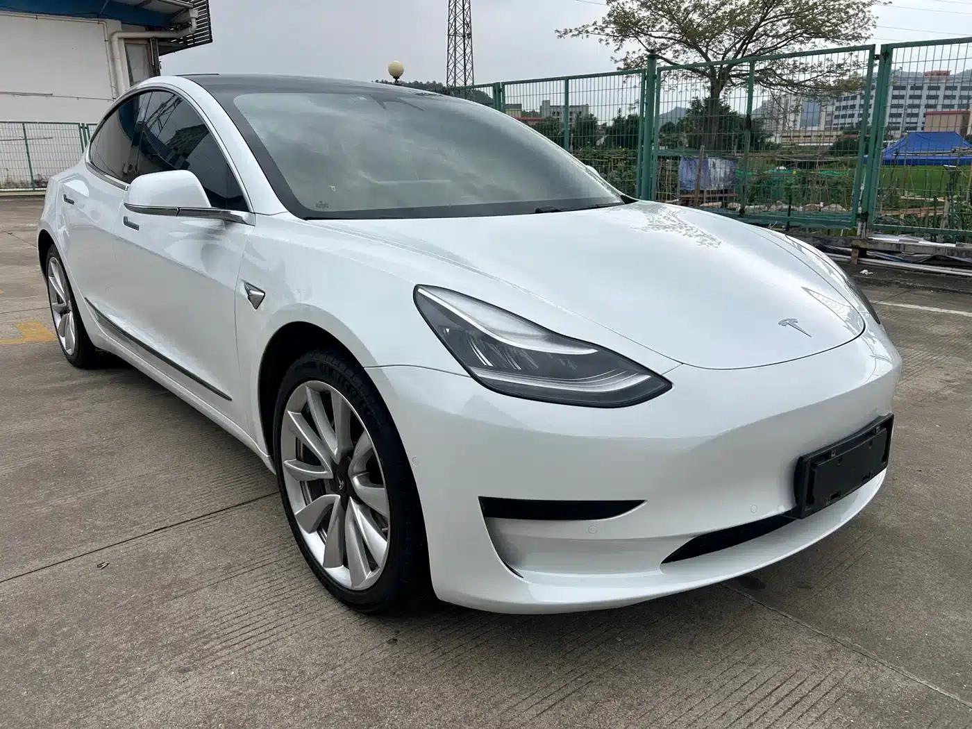 Model 3 2019 Standard Range Rear-Wheel Drive Upgrade — миниатюра 3