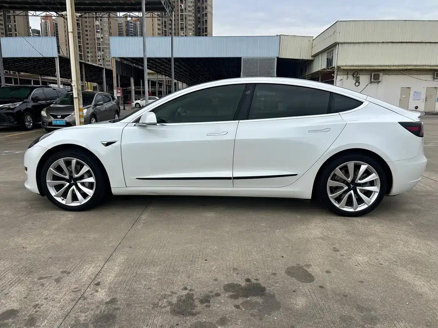 Model 3 2019 Standard Range Rear-Wheel Drive Upgrade — миниатюра 5