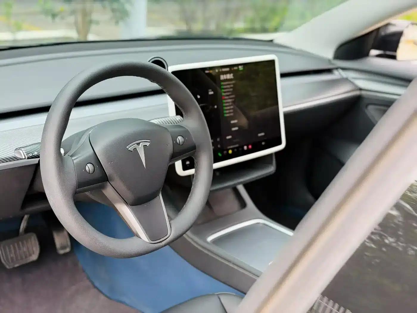 Model 3 2022 Rear-Wheel Drive — миниатюра 5