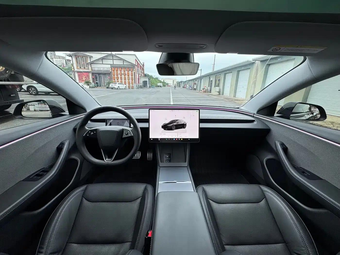 Model 3 2023 Rear-Wheel Drive — миниатюра 9