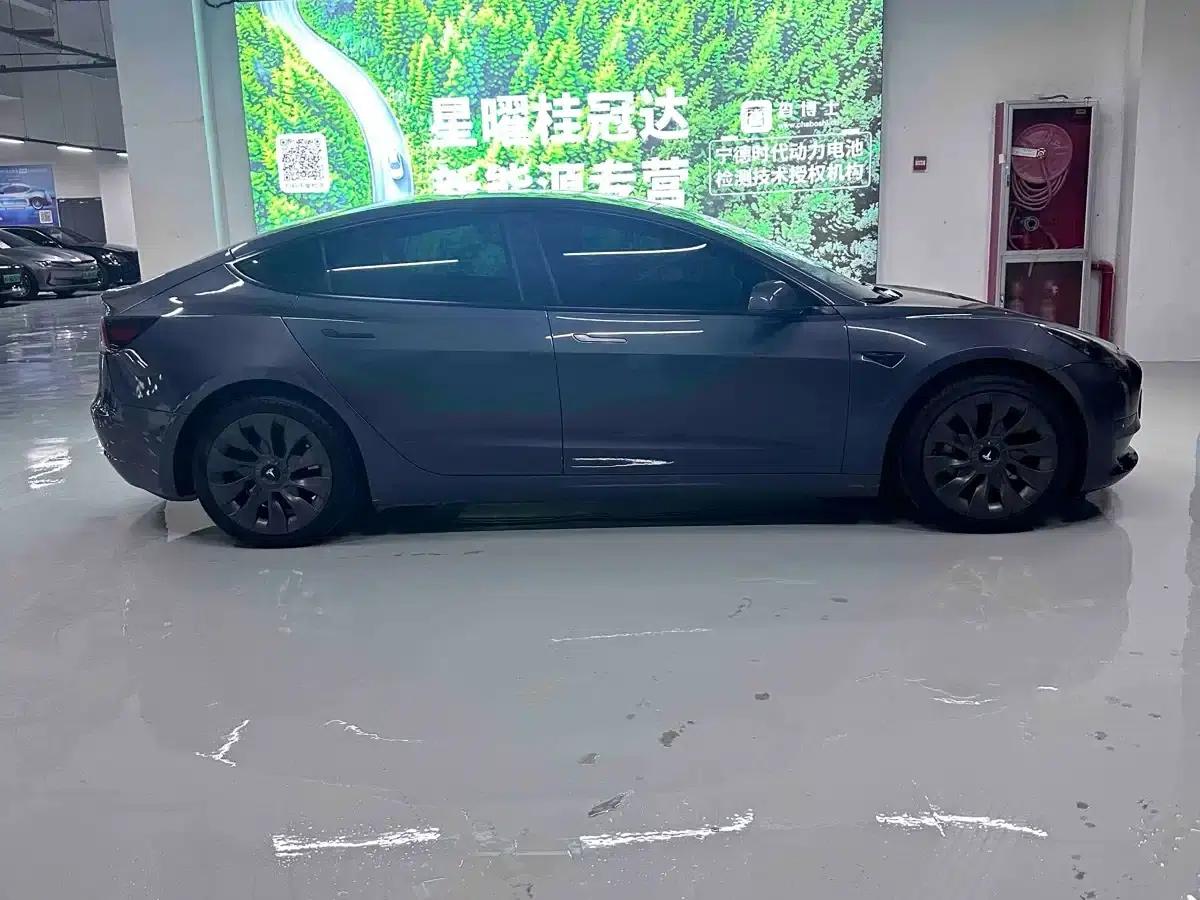 Model 3 2022 Rear-Wheel Drive — миниатюра 3