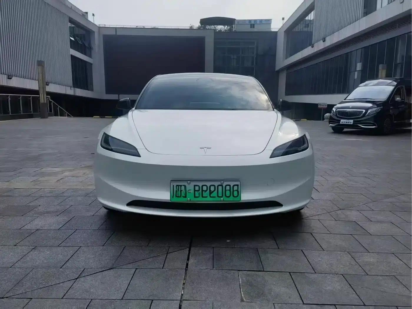 Model 3 2023 Rear-Wheel Drive — миниатюра 2