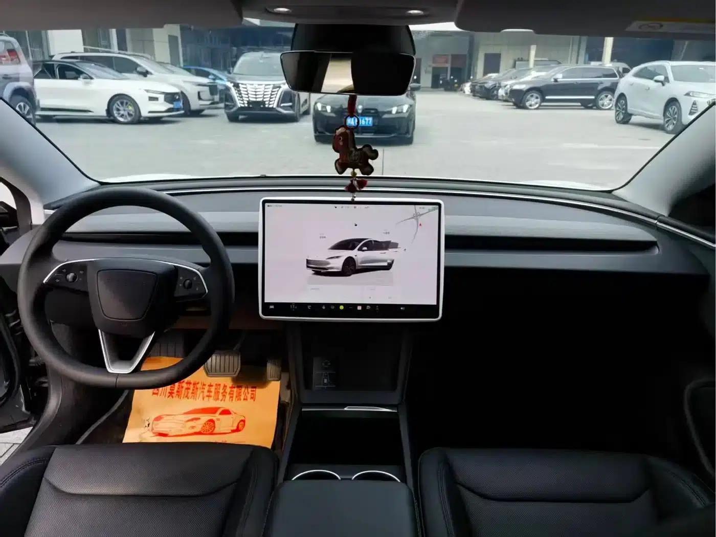 Model 3 2023 Rear-Wheel Drive — миниатюра 5