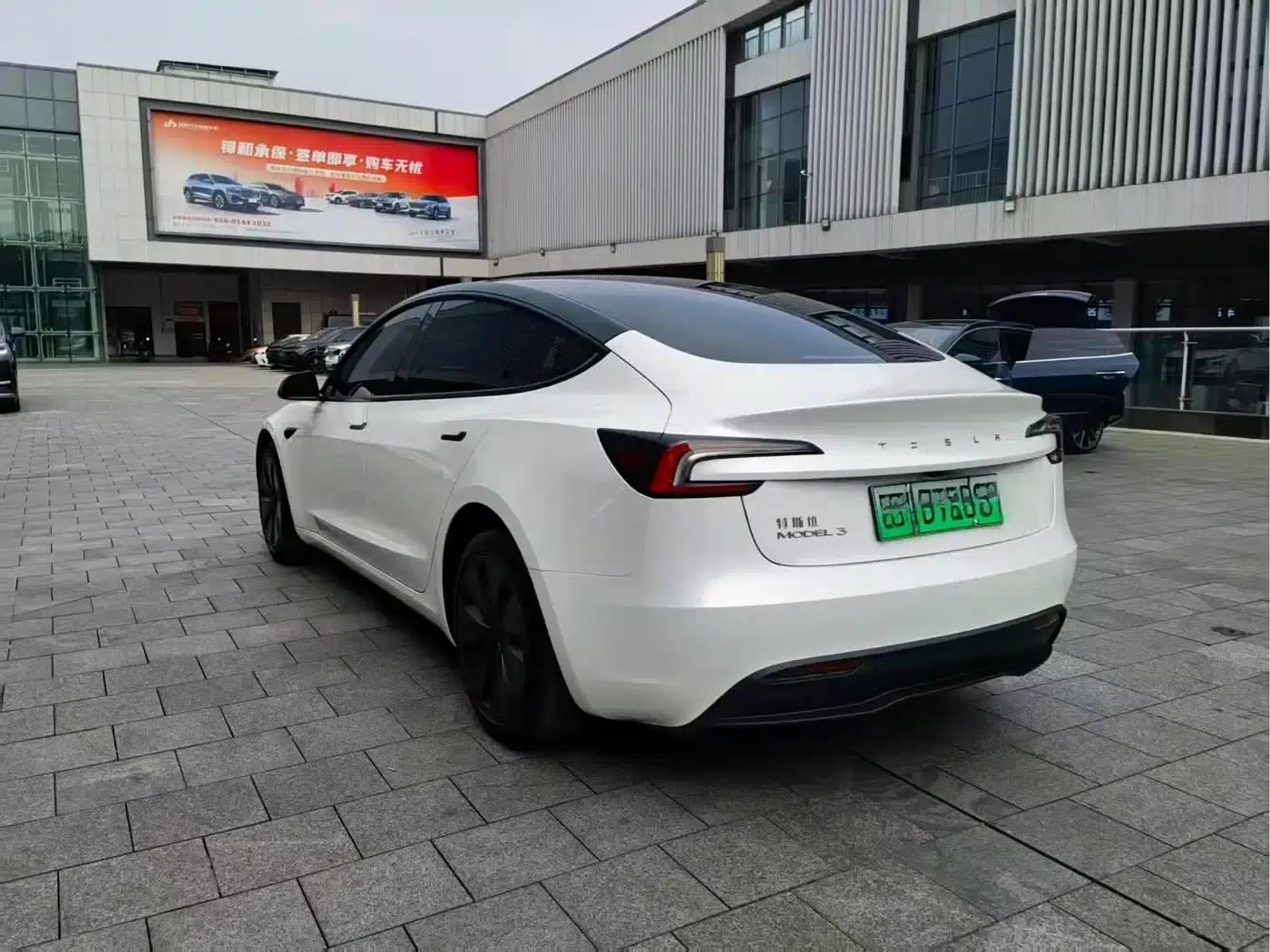Model 3 2023 Rear-Wheel Drive — миниатюра 7