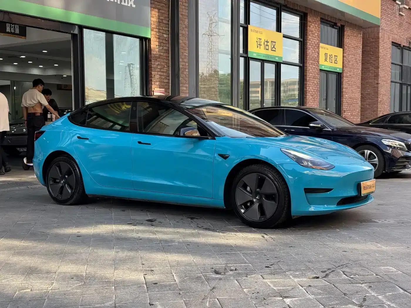 Model 3 2022 Rear-Wheel Drive — миниатюра 3