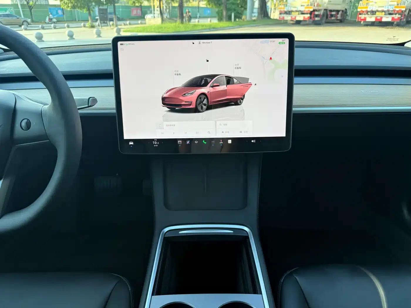 Model 3 2022 Rear-Wheel Drive — миниатюра 13